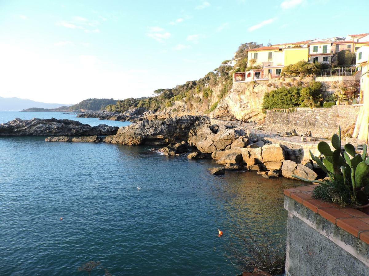 Ferienwohnung Vento Di Mare Tellaro Exterior foto